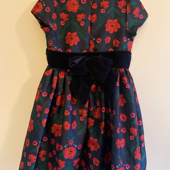 Holiday Dress - child size 5 - Picture 3 of 5